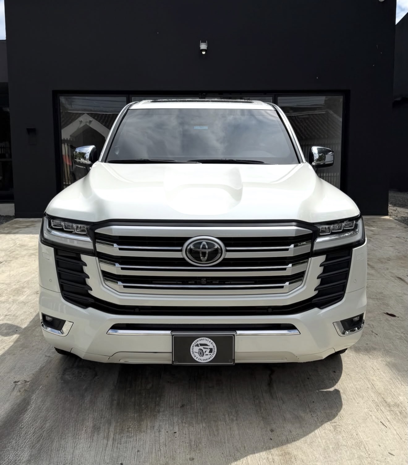 Toyota Land Cruiser LC300 - photo 5