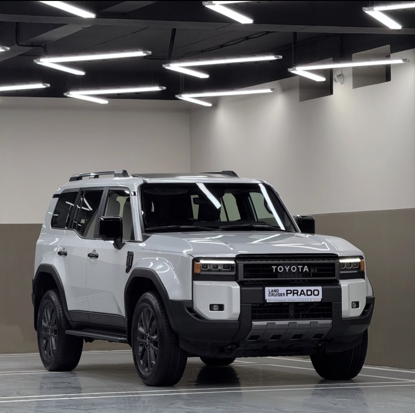 Toyota Land Cruiser Prado LC250 - photo 3