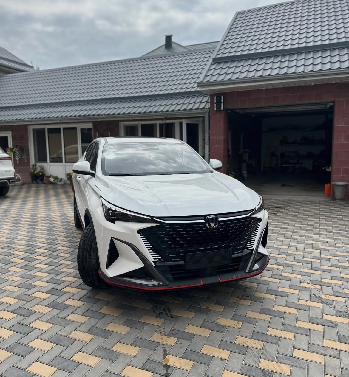 Changan X5 Plus - photo 2