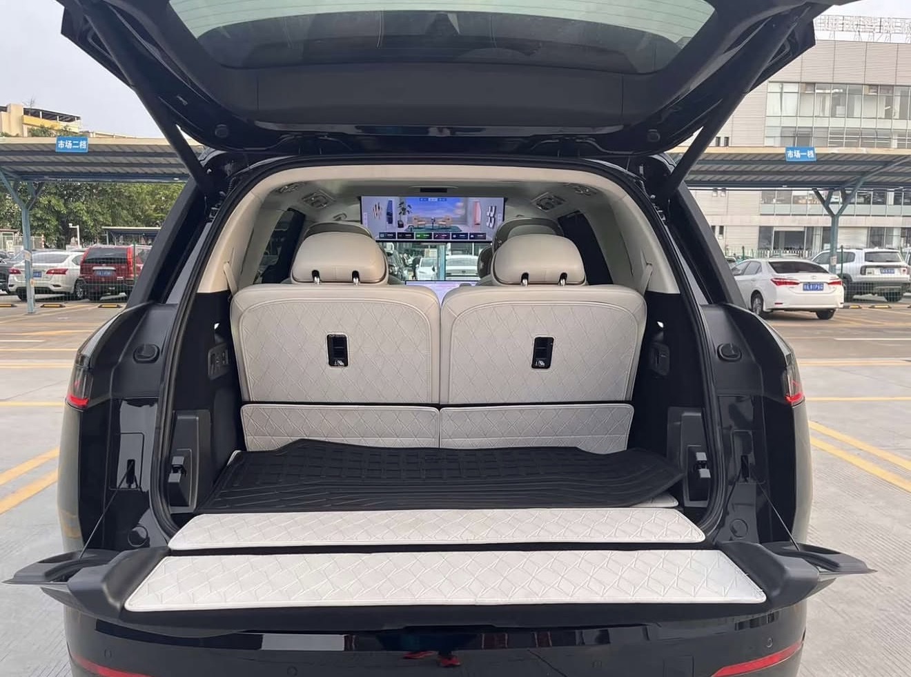 Lynk & Co 900 - photo 6