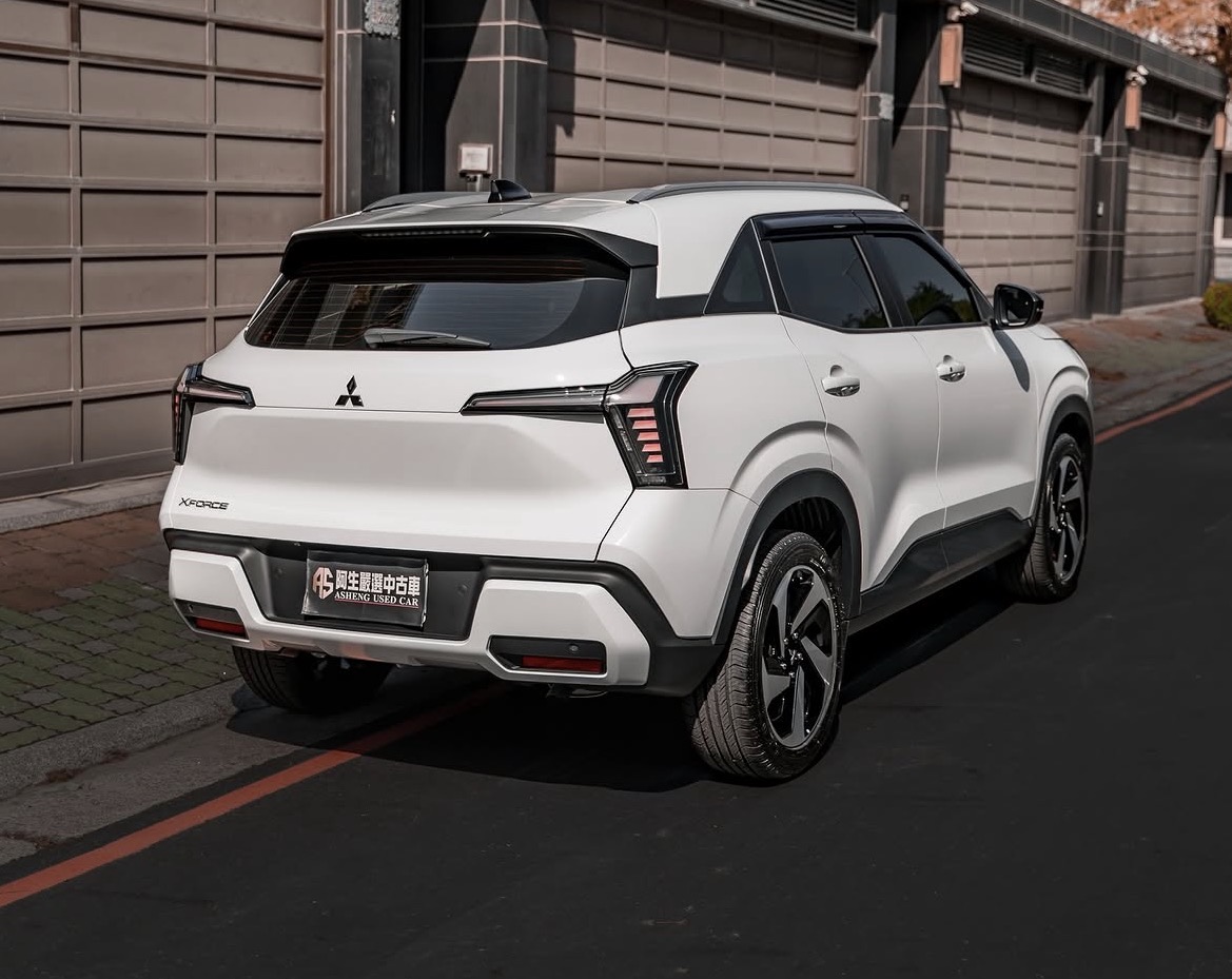 Mitsubishi X Force GXL - photo 11