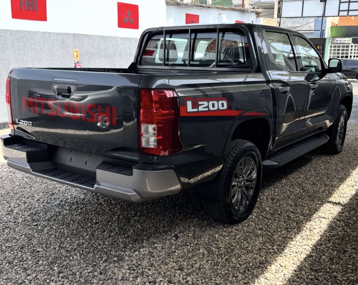 Mitsubishi L200 GLX Full Option - photo 6