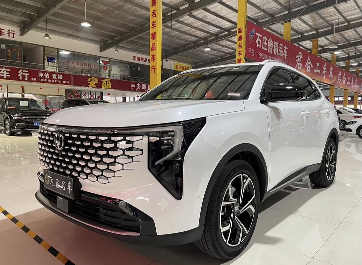 Changan CS55 Plus - photo 2
