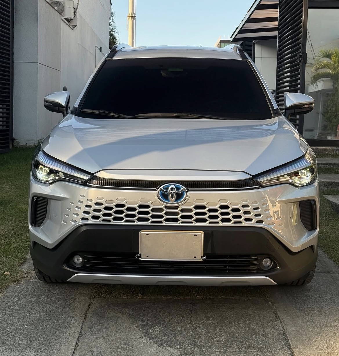 Toyota Corolla Cross - photo 2