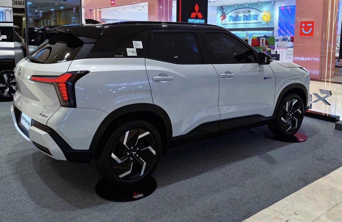 Mitsubishi X Force GXL - photo 2