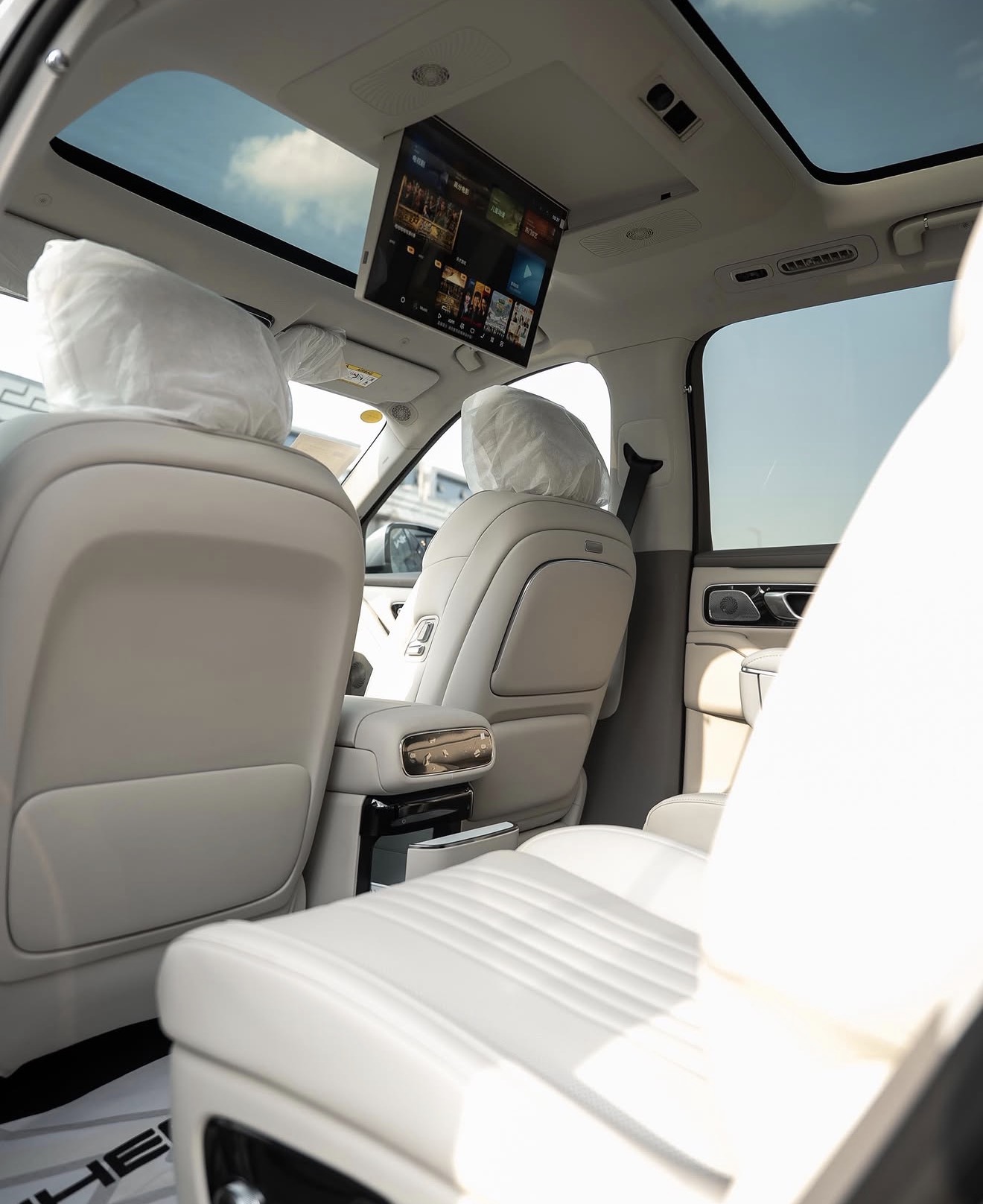 Geely Galaxy M9 - photo 10